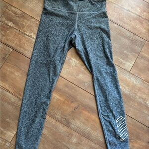 New Balance medium women’s Black/gray Leggings with White Logo